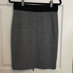 BCBG Chic BodyCon Lux Skirt Size S